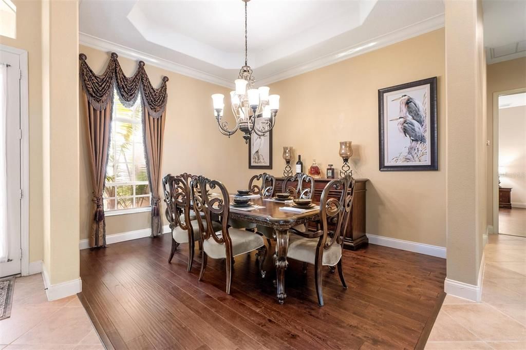 FORMAL DINING ROOM WITH TRAY CEILING & CROWN MOLDING