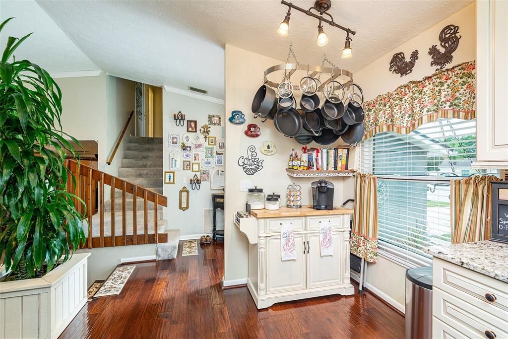 Recently Sold: $379,000 (2 beds, 2 baths, 1488 Square Feet)