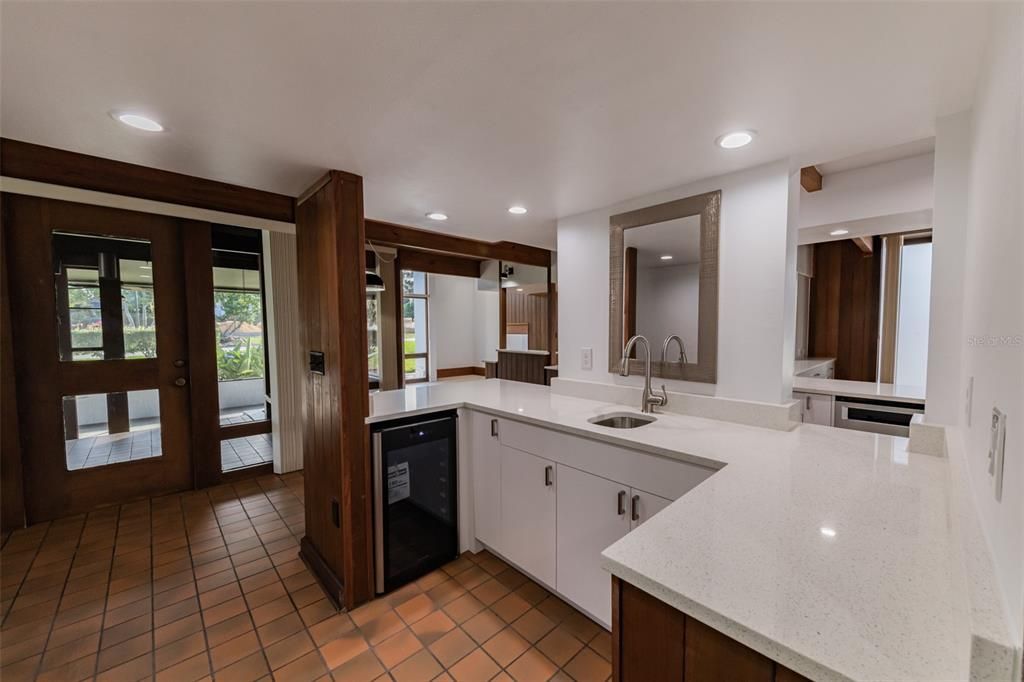 Recently Sold: $1,350,000 (4 beds, 2 baths, 3459 Square Feet)