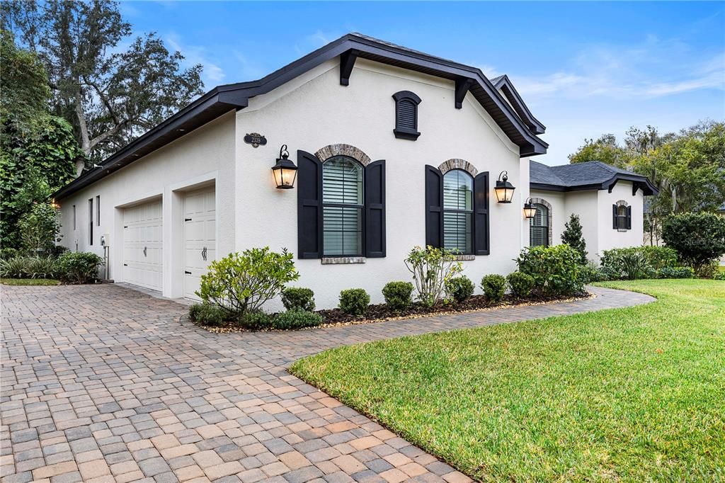 Recently Sold: $779,900 (3 beds, 3 baths, 2803 Square Feet)