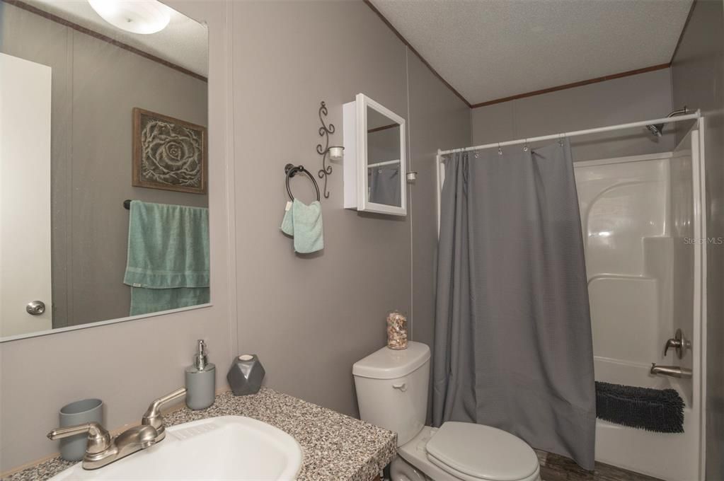Recently Sold: $229,000 (2 beds, 2 baths, 1056 Square Feet)