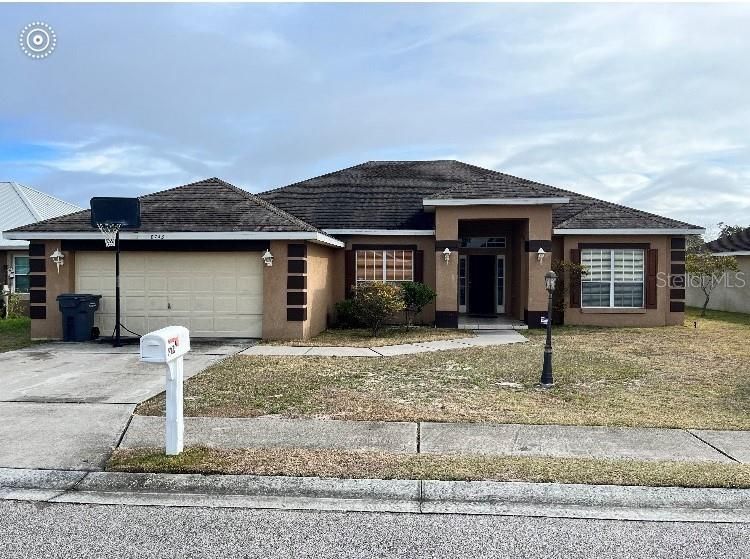 Recently Sold: $303,800 (4 beds, 2 baths, 2342 Square Feet)