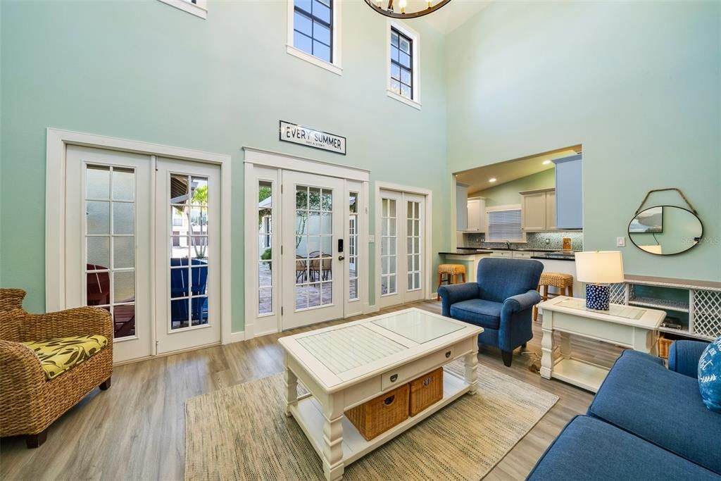 Recently Sold: $2,495,000 (3 beds, 2 baths, 1597 Square Feet)