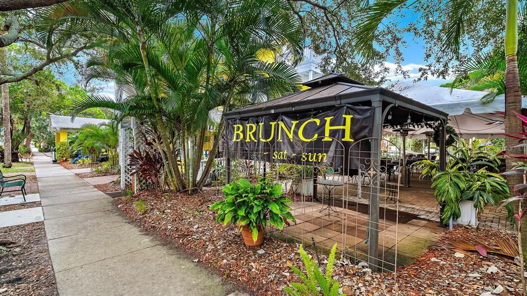 Recently Sold: $695,000 (0 beds, 0 baths, 2376 Square Feet)