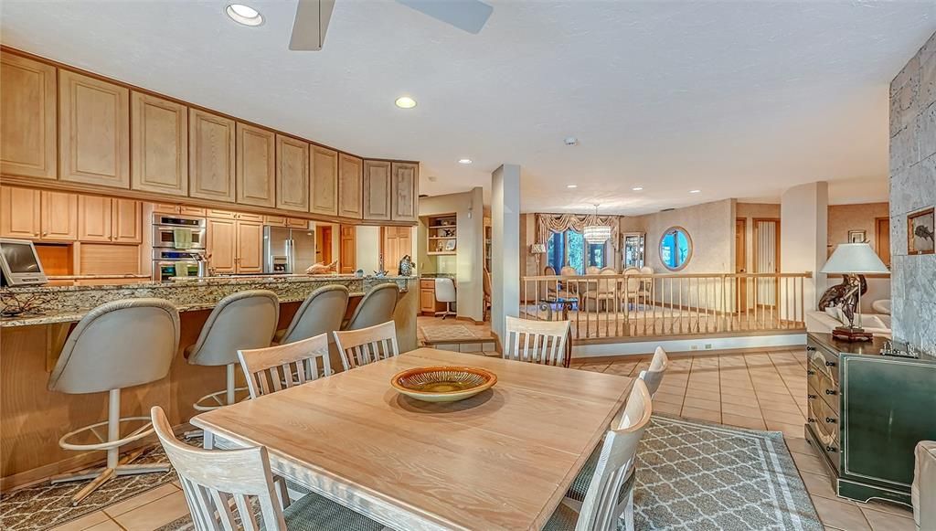 Kitchen Dining and Breakfast Bar Area.