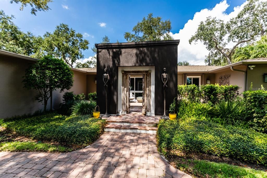 Recently Sold: $1,650,000 (3 beds, 3 baths, 2768 Square Feet)