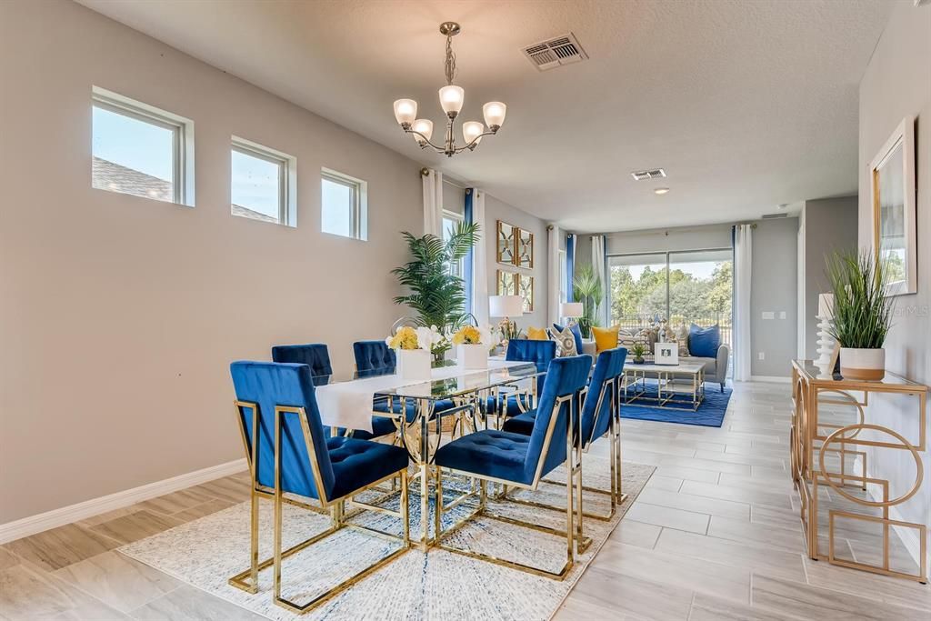 Recently Sold: $323,000 (2 beds, 2 baths, 1707 Square Feet)