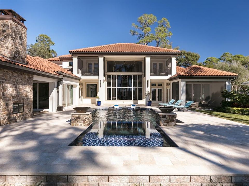 Recently Sold: $5,900,000 (5 beds, 5 baths, 7637 Square Feet)