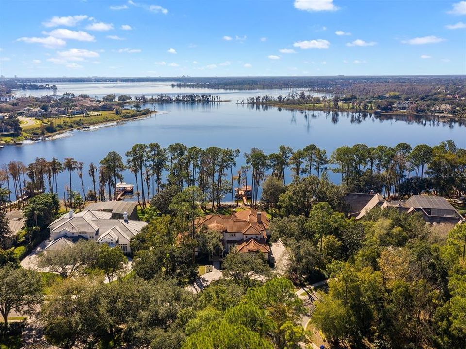 Recently Sold: $5,900,000 (5 beds, 5 baths, 7637 Square Feet)