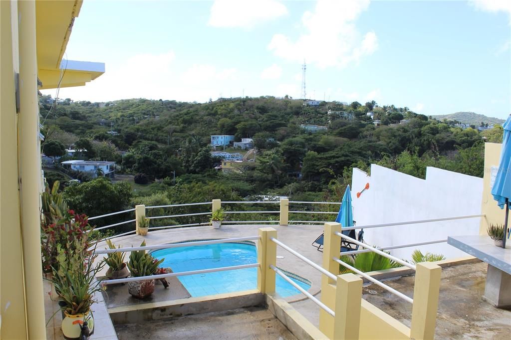 Recently Sold: $385,000 (4 beds, 4 baths, 2000 Square Feet)