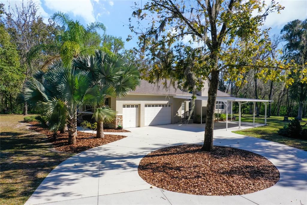 Recently Sold: $629,900 (4 beds, 2 baths, 2777 Square Feet)