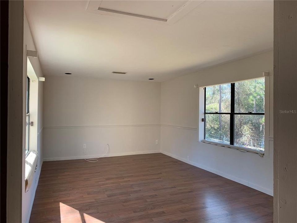 Recently Sold: $295,000 (2 beds, 2 baths, 1552 Square Feet)