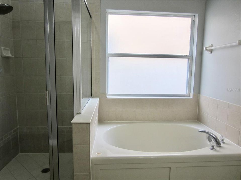 Недавно арендовано: $3,500 (5 спален, 3 ванн, 3256 Квадратных фут)