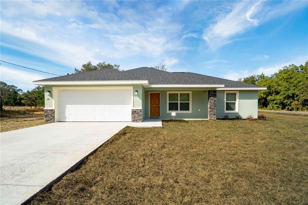 Recently Sold: $298,000 (3 beds, 2 baths, 1306 Square Feet)