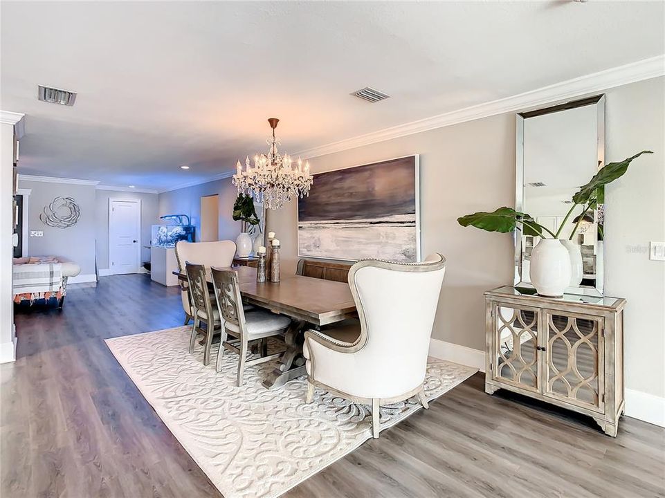 Recently Sold: $2,200,000 (3 beds, 2 baths, 2890 Square Feet)