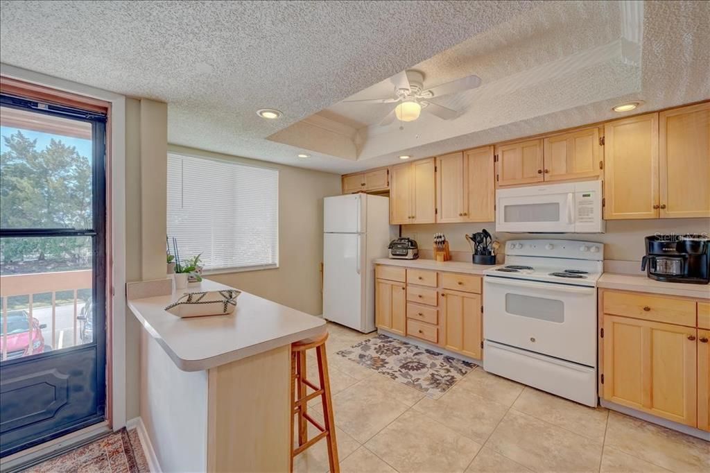 Recently Sold: $184,900 (2 beds, 2 baths, 1148 Square Feet)