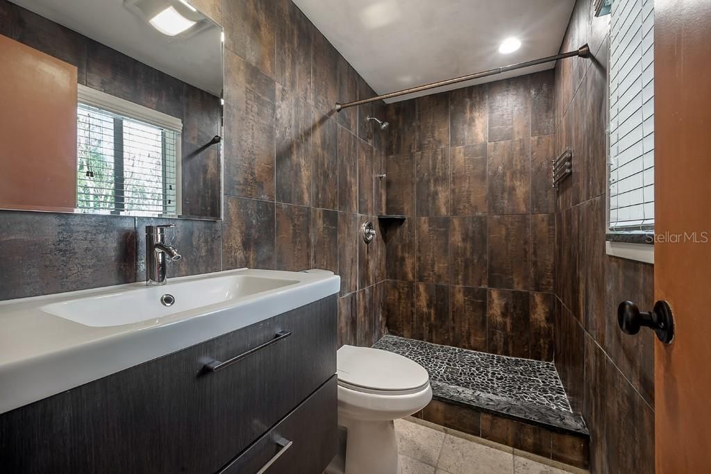Недавно арендовано: $2,300 (3 спален, 2 ванн, 1350 Квадратных фут)