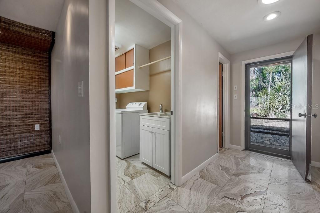 Недавно арендовано: $2,300 (3 спален, 2 ванн, 1350 Квадратных фут)