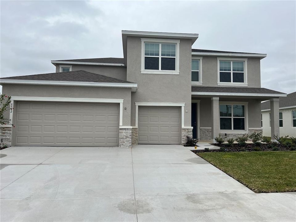 Recently Sold: $355,605 (5 beds, 3 baths, 3066 Square Feet)