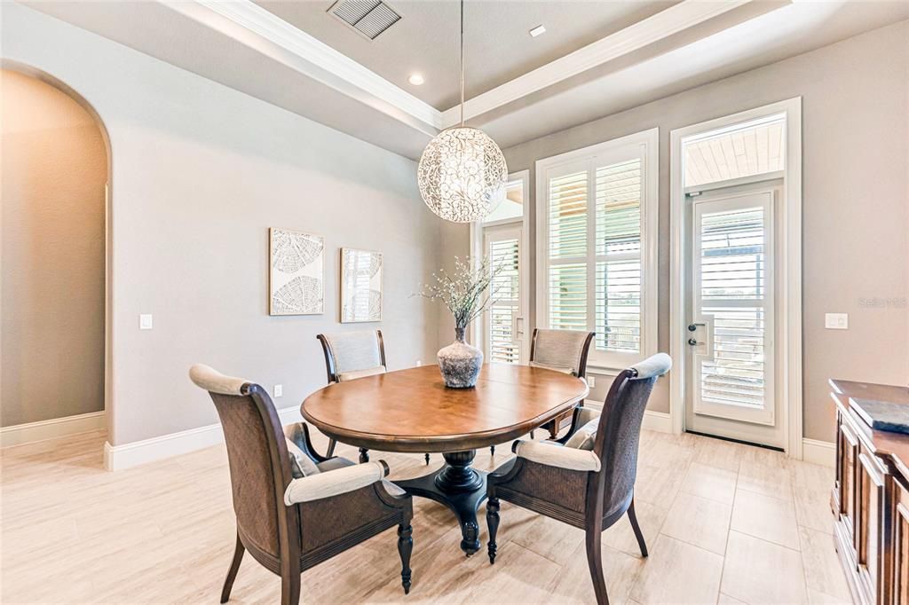 Recently Sold: $1,999,500 (5 beds, 4 baths, 4428 Square Feet)