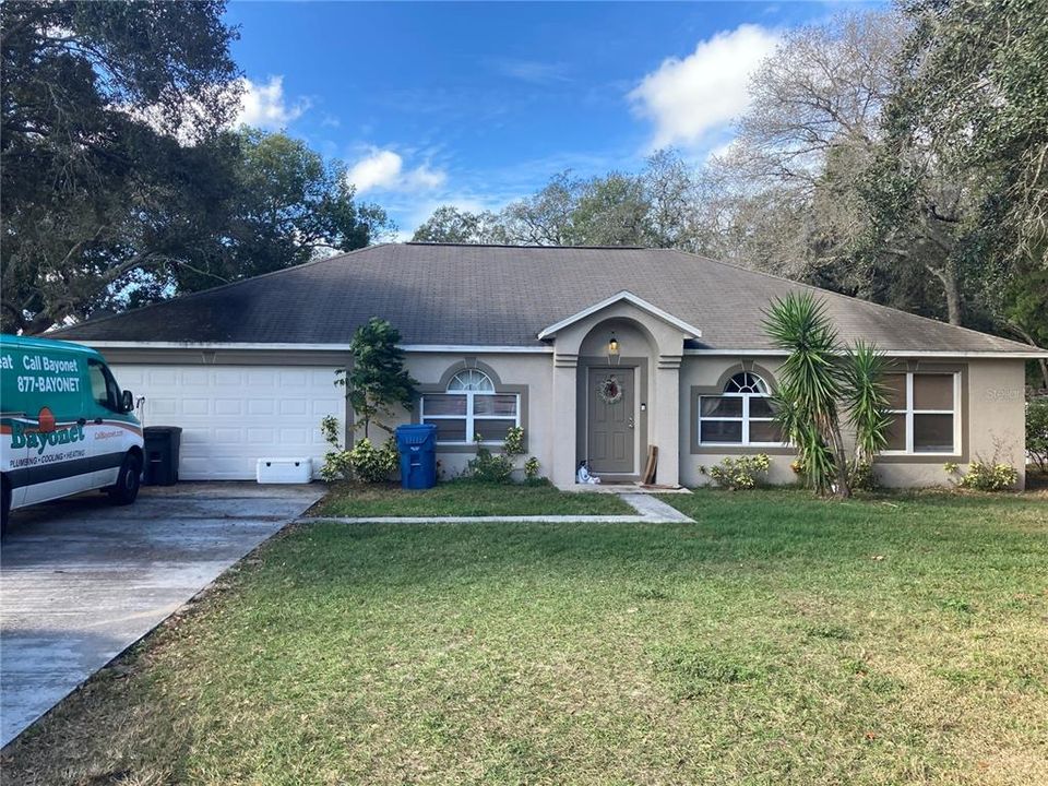 Recently Sold: $325,000 (4 beds, 2 baths, 2256 Square Feet)