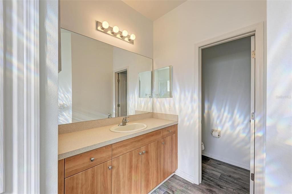 Recently Sold: $395,000 (2 beds, 2 baths, 1293 Square Feet)