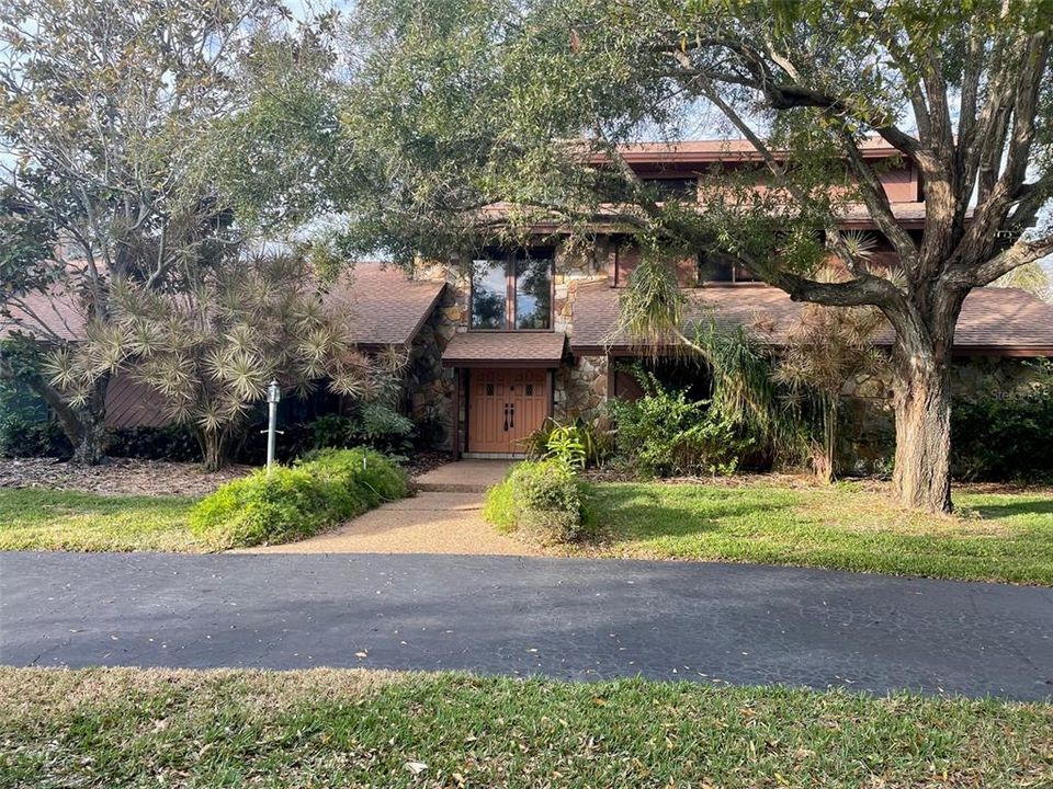 Recently Sold: $849,000 (4 beds, 4 baths, 3378 Square Feet)