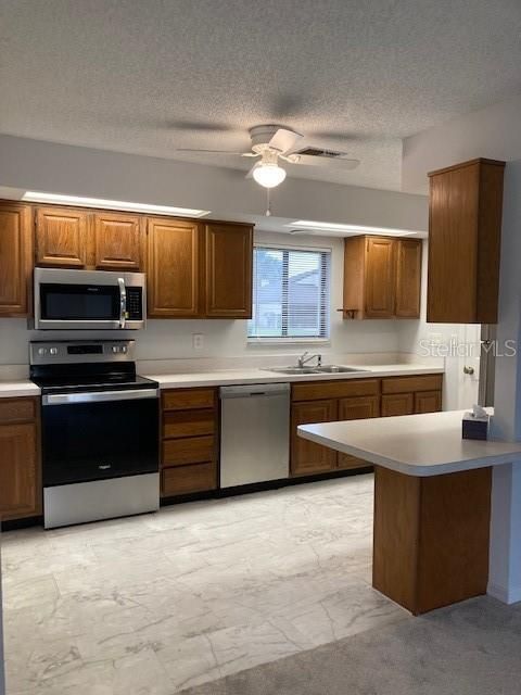 Recently Sold: $168,000 (2 beds, 2 baths, 1300 Square Feet)