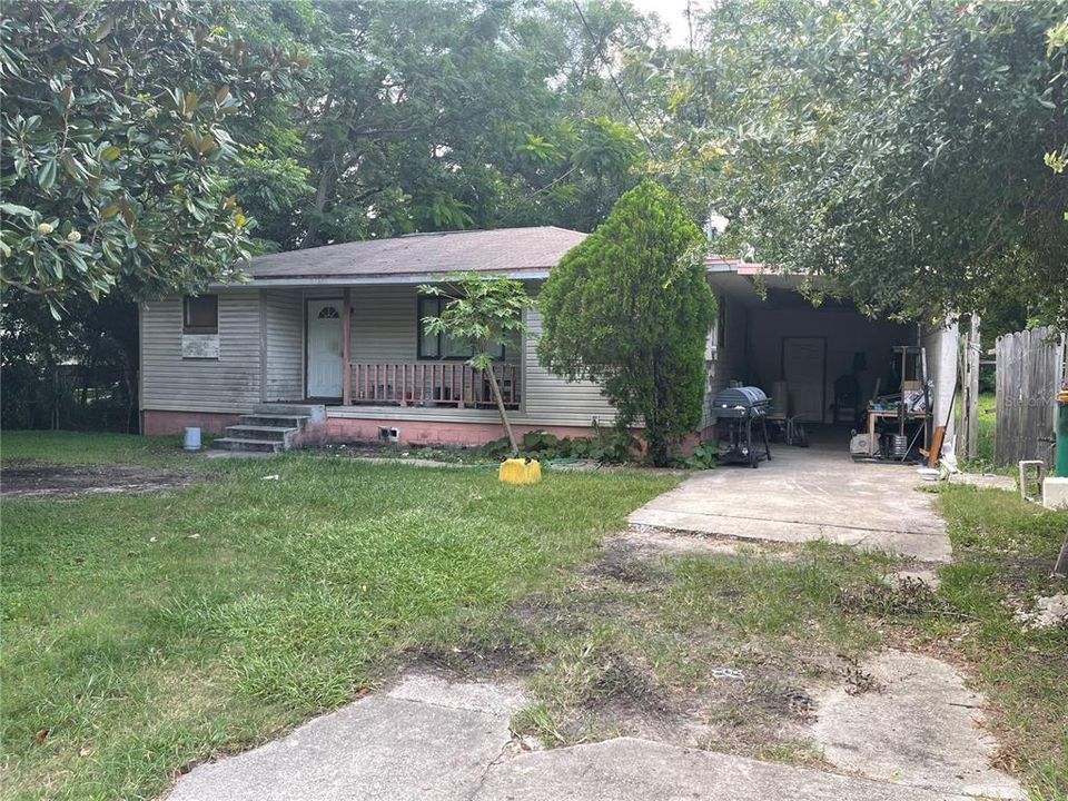 Recently Sold: $77,500 (3 beds, 1 baths, 916 Square Feet)