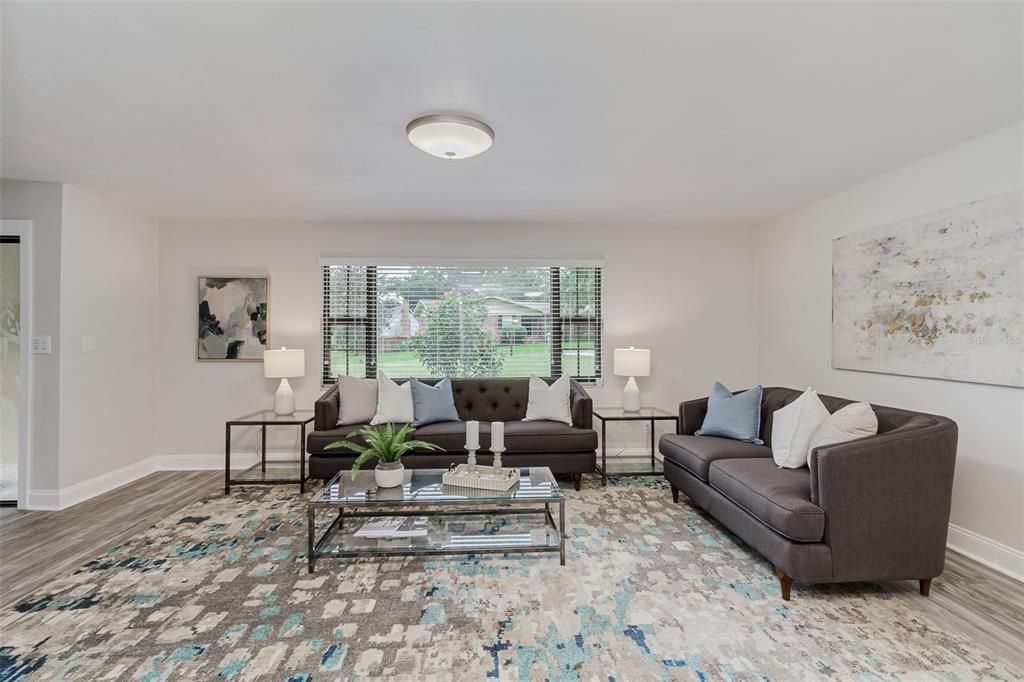 Recently Sold: $650,000 (4 beds, 3 baths, 2998 Square Feet)