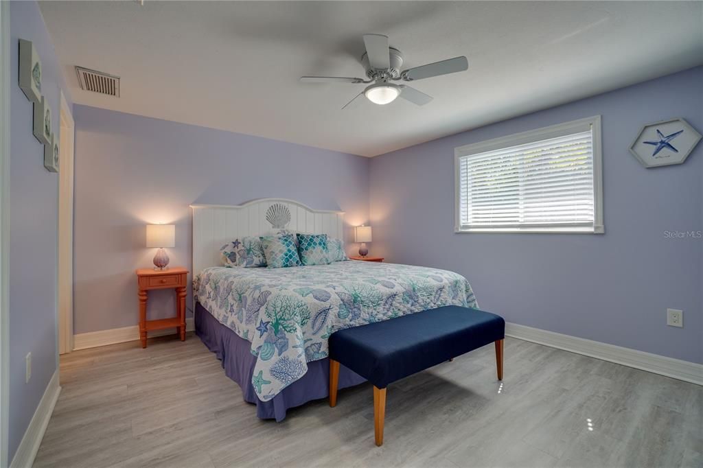 Recently Sold: $1,175,000 (2 beds, 2 baths, 1564 Square Feet)