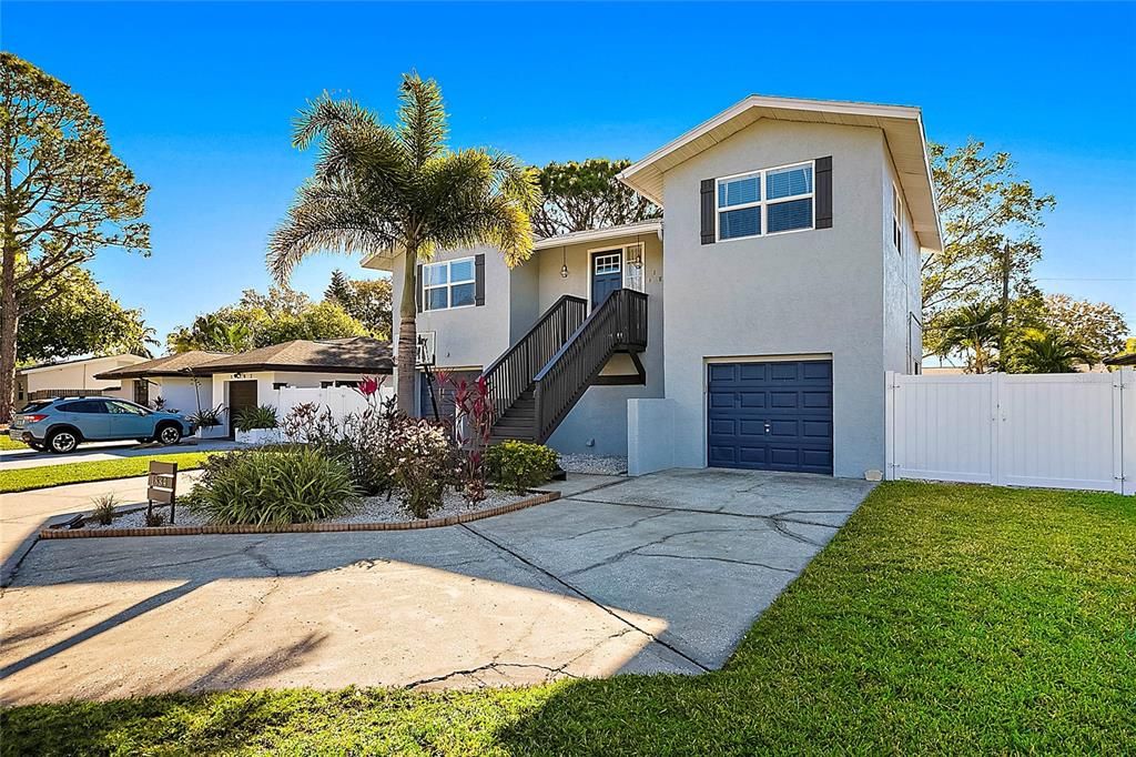 Recently Sold: $500,000 (3 beds, 2 baths, 1224 Square Feet)