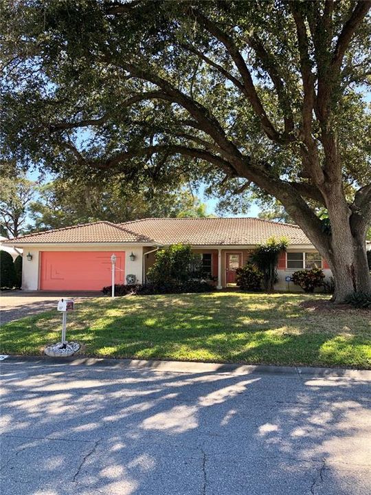Recently Sold: $475,000 (3 beds, 2 baths, 2207 Square Feet)