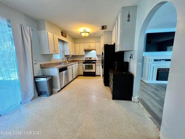 Recently Sold: $249,900 (3 beds, 2 baths, 1107 Square Feet)