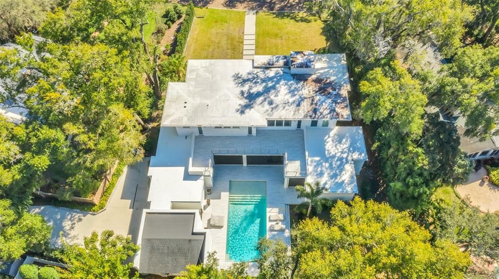 Recently Sold: $5,200,000 (5 beds, 5 baths, 5754 Square Feet)