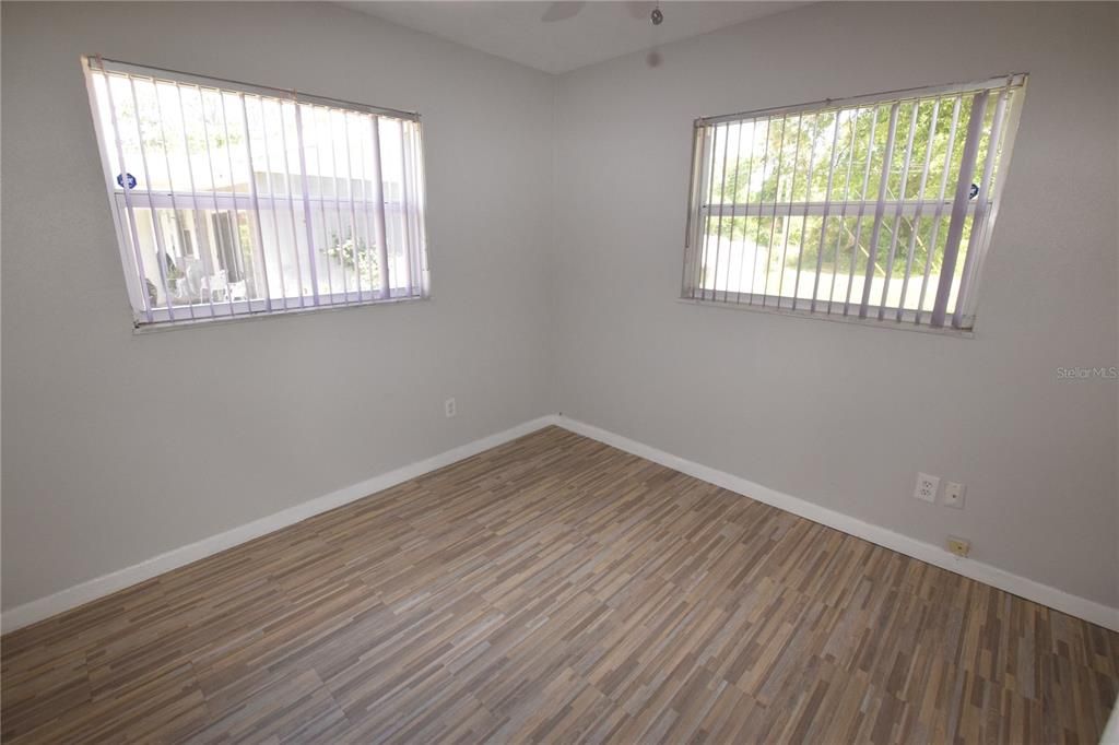 Recently Rented: $1,100 (3 beds, 1 baths, 756 Square Feet)