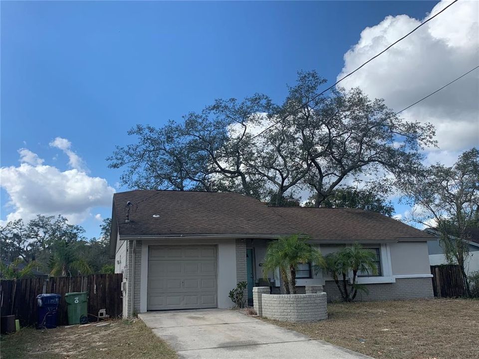 Recently Sold: $279,000 (3 beds, 2 baths, 1264 Square Feet)