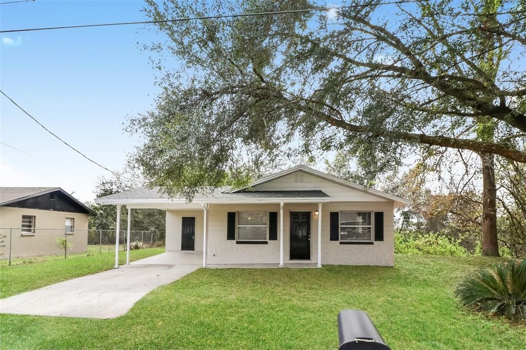 Recently Rented: $1,470 (3 beds, 1 baths, 1040 Square Feet)