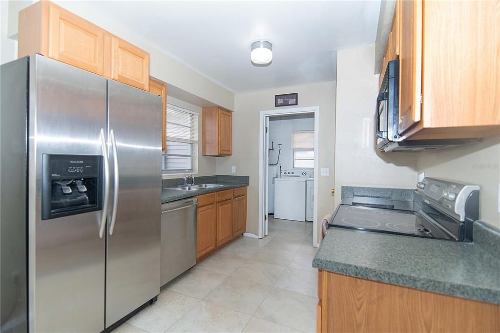 Recently Sold: $260,000 (3 beds, 1 baths, 1060 Square Feet)