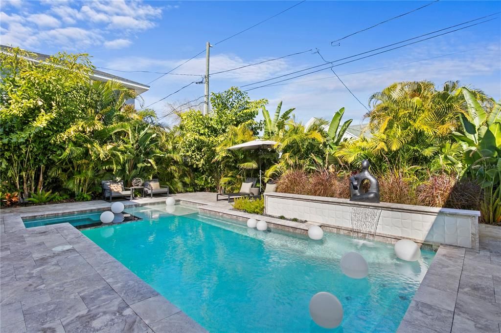 Recently Sold: $1,835,000 (3 beds, 3 baths, 2341 Square Feet)