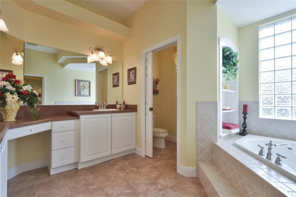 Owner's Bath & Private Privy Room