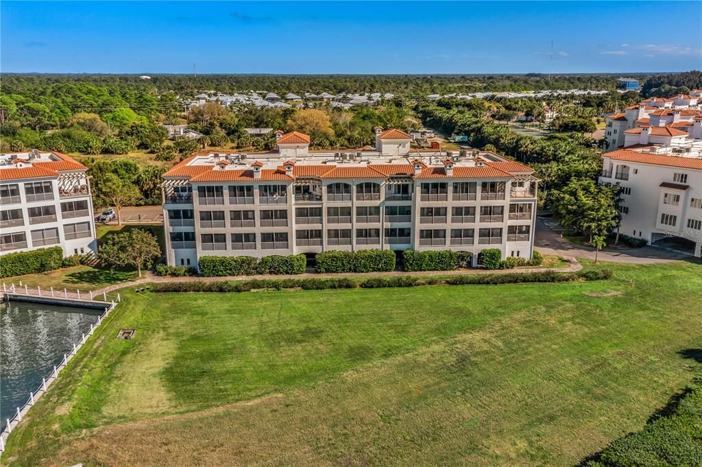 Recently Sold: $1,699,000 (3 beds, 3 baths, 2610 Square Feet)