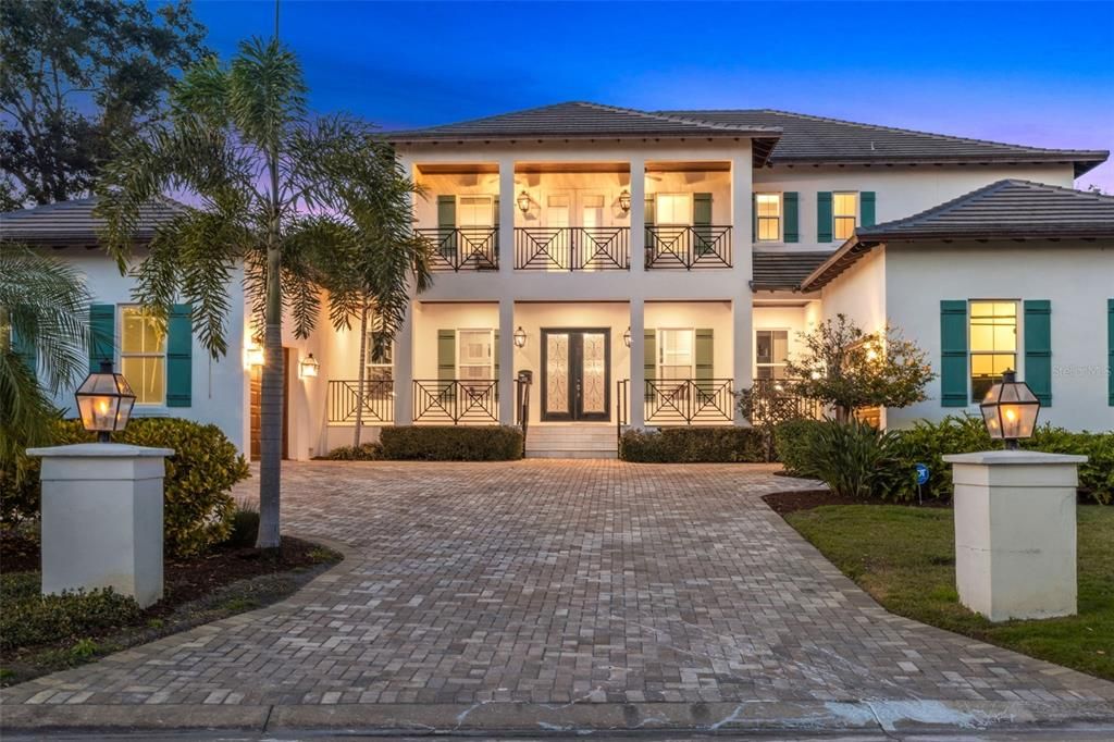 Recently Sold: $3,250,000 (4 beds, 5 baths, 5375 Square Feet)