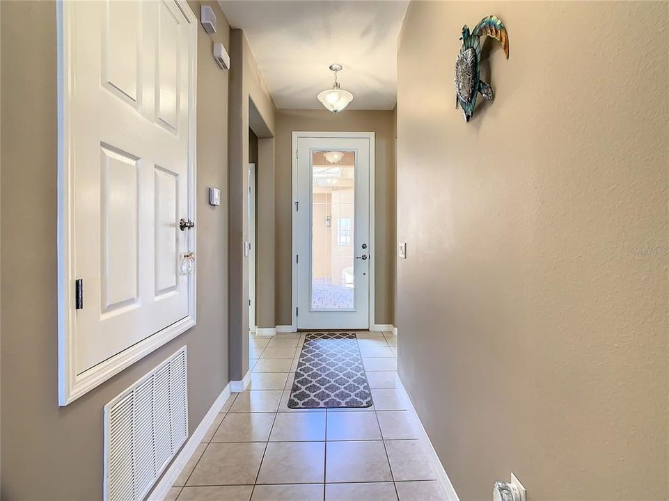 Recently Sold: $253,900 (2 beds, 2 baths, 1539 Square Feet)