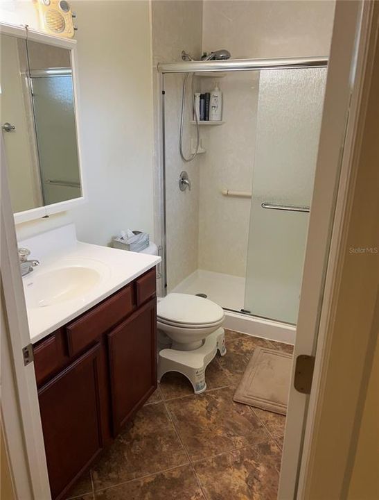 MASTER BATH WITH LARGE SHOWER...SAFE!