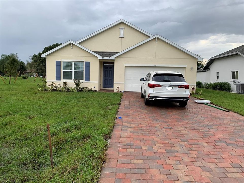 Recently Sold: $305,580 (4 beds, 2 baths, 1828 Square Feet)