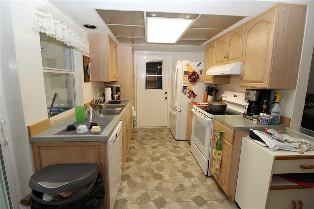 Kitchen with the same beautiful tile flooring....  appliances all newer within 2 years old.