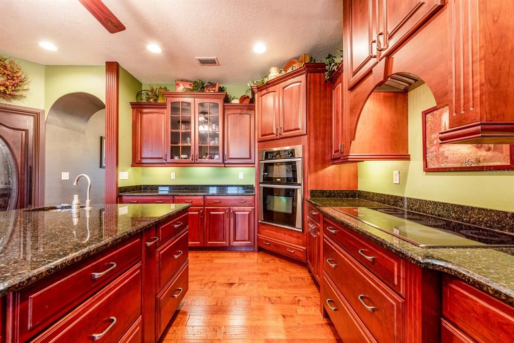 STAINLESS STEEL APPLIANCES!