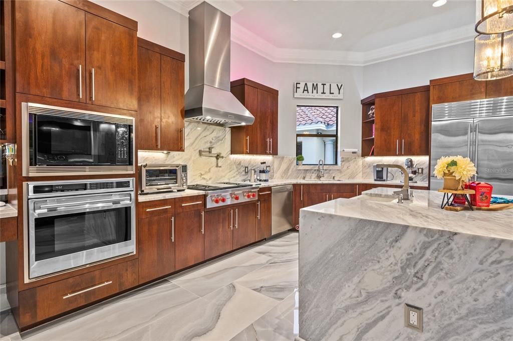 Recently Sold: $1,999,999 (3 beds, 3 baths, 2850 Square Feet)