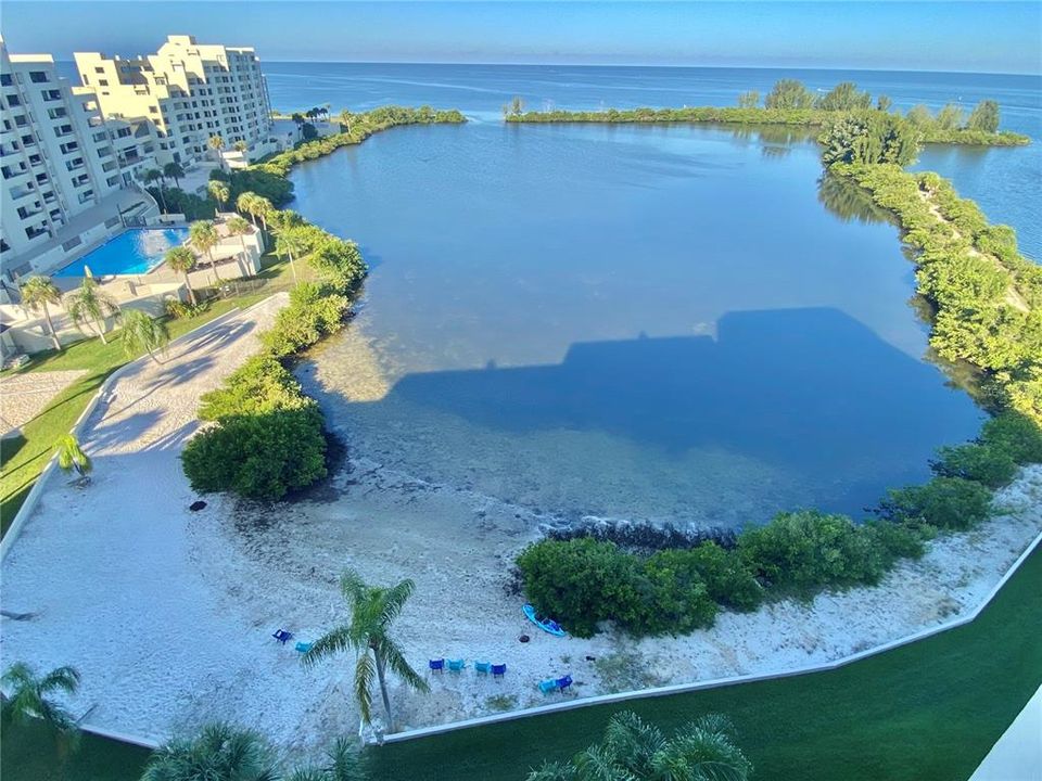 Recently Rented: $4,500 (2 beds, 2 baths, 1236 Square Feet)